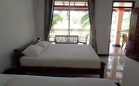 Man Guest Polonnaruwa